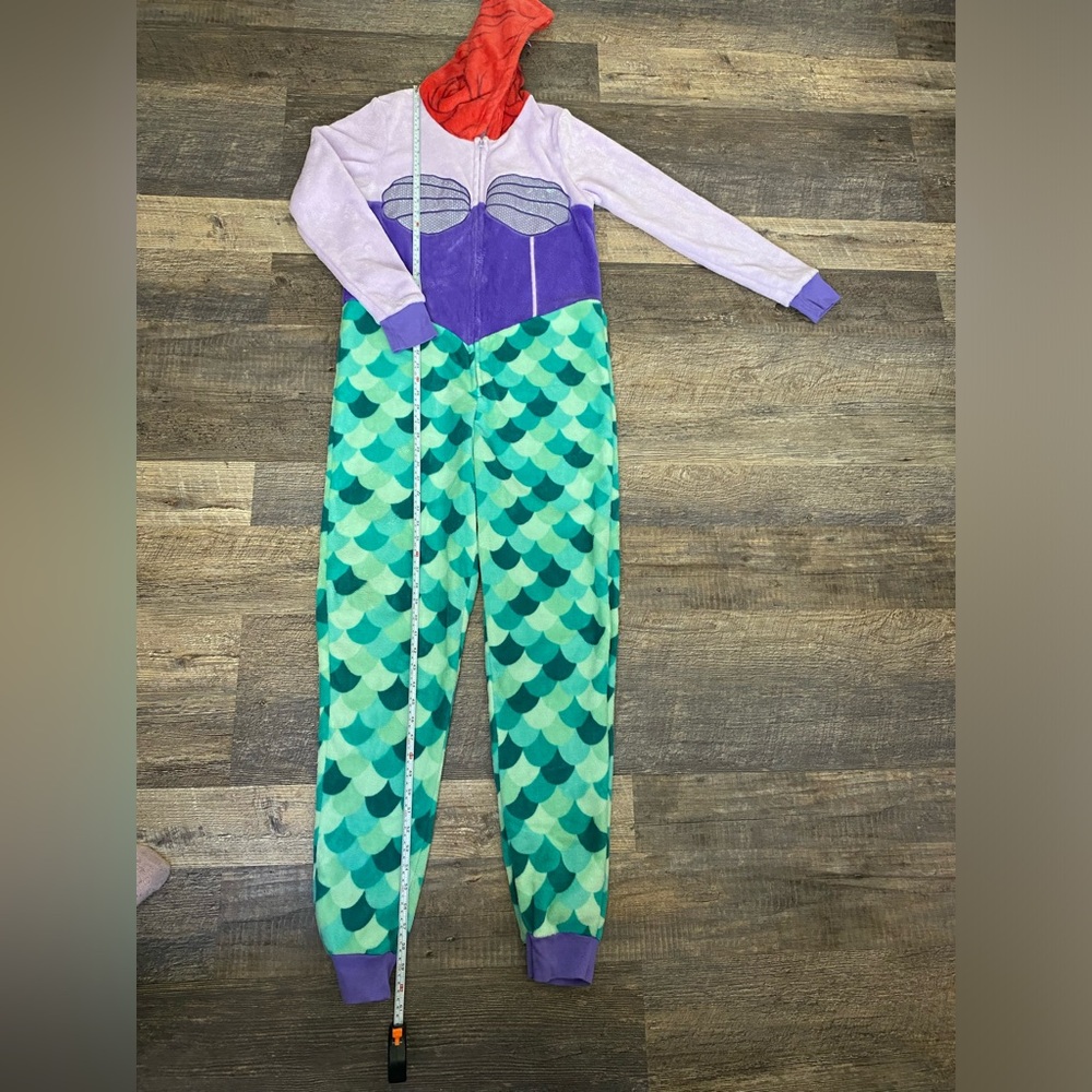 Disney Little Mermaid onesie pajama - Picture 3 of 8